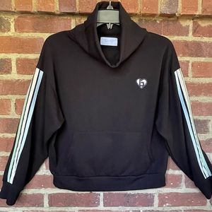 Love Yourself. Boot Camp Black Cropped Hoodie Long Sleeve Top Front Pocket XS